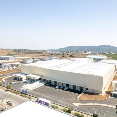 מבנה אחסנה להשכרה דלתון